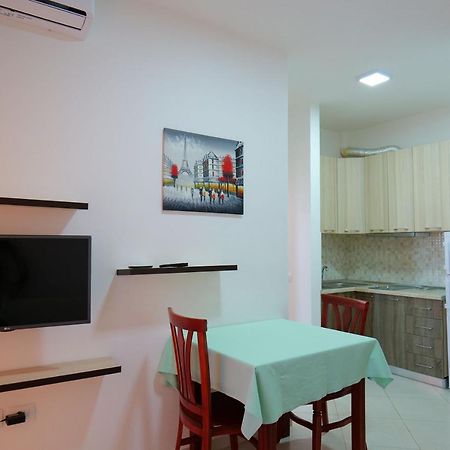 Almare Apartments Vlorë Εξωτερικό φωτογραφία