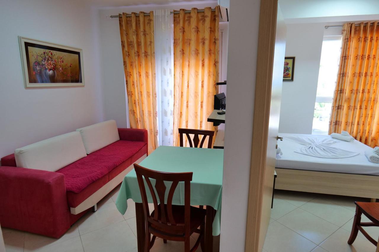 Almare Apartments Vlorë Εξωτερικό φωτογραφία