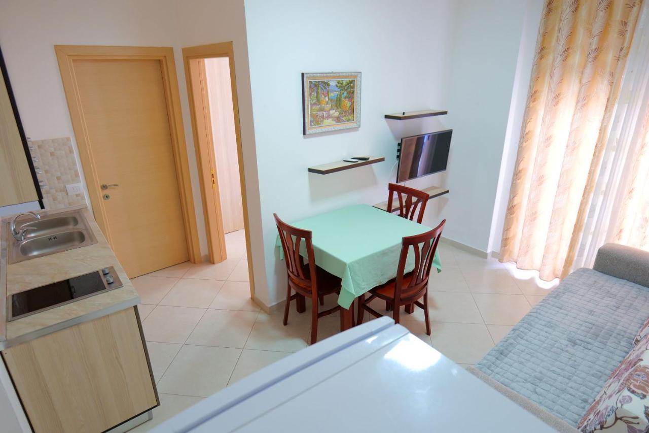 Almare Apartments Vlorë Εξωτερικό φωτογραφία