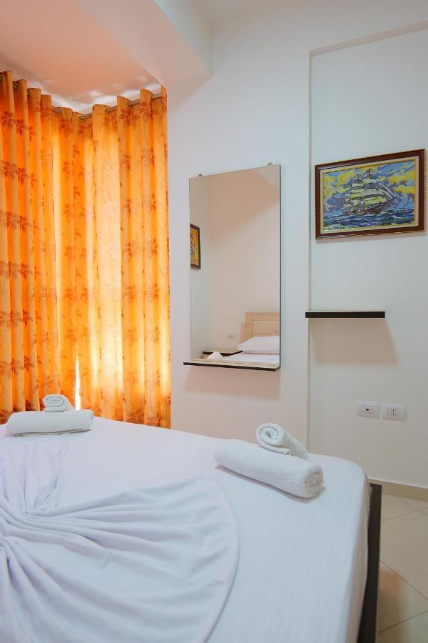 Almare Apartments Vlorë Εξωτερικό φωτογραφία